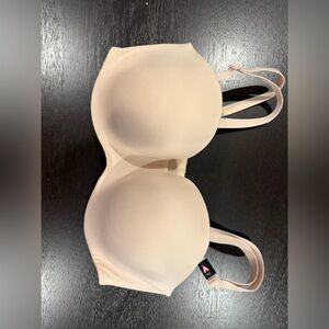 Victoria's Secret Cream Bra